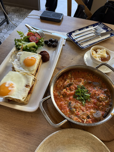 Well Breakfast & Coffee · Fotoğraflar 21